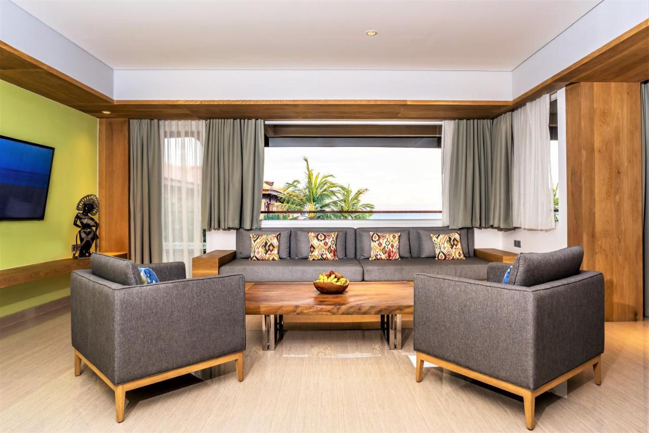 Hotel Nikko Bali Benoa Beach Nusa Dua  Esterno foto A living room