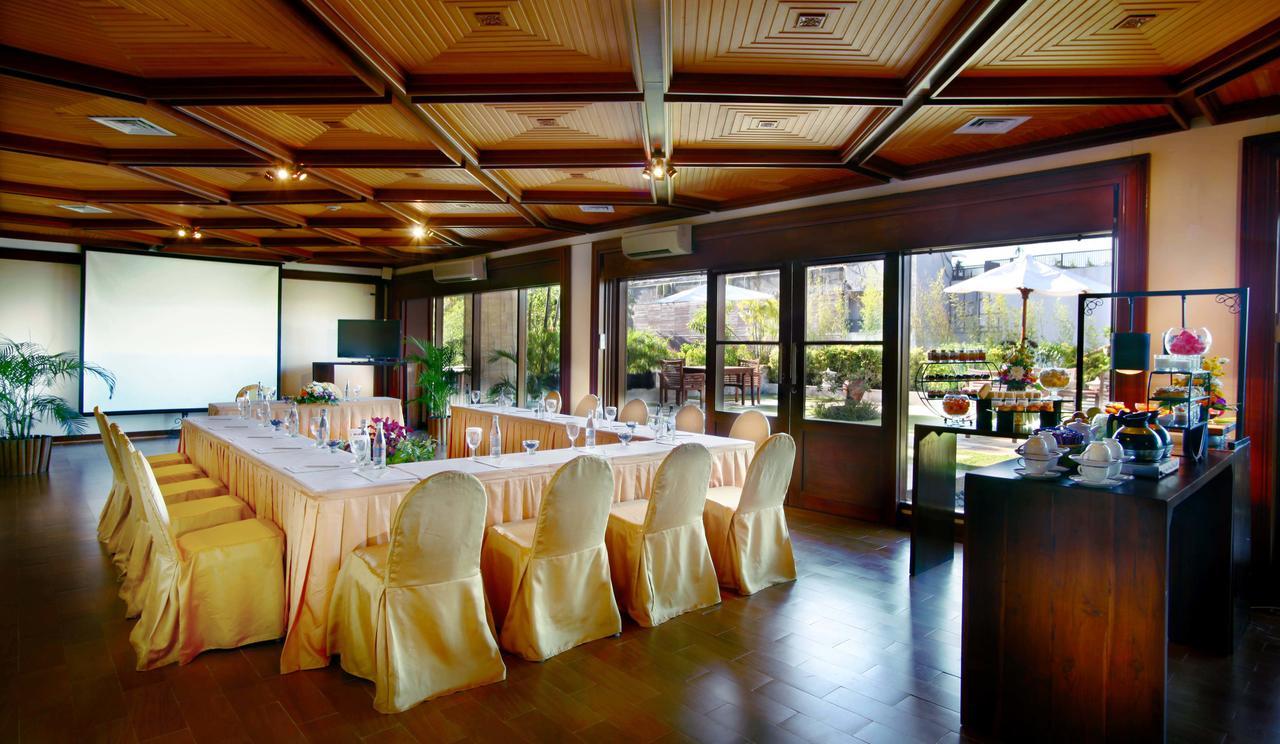 Hotel Nikko Bali Benoa Beach Nusa Dua  Esterno foto The meeting room